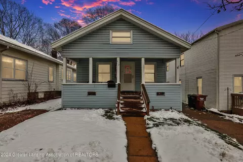 518 N Francis Ave, Lansing, MI 48912