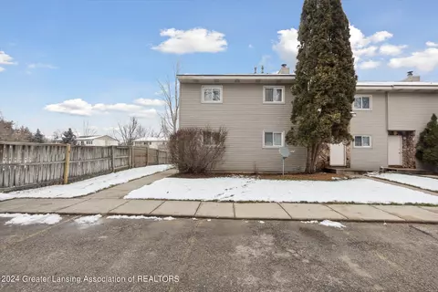 925 Brookside Dr #123, Grand Ledge, MI 48837