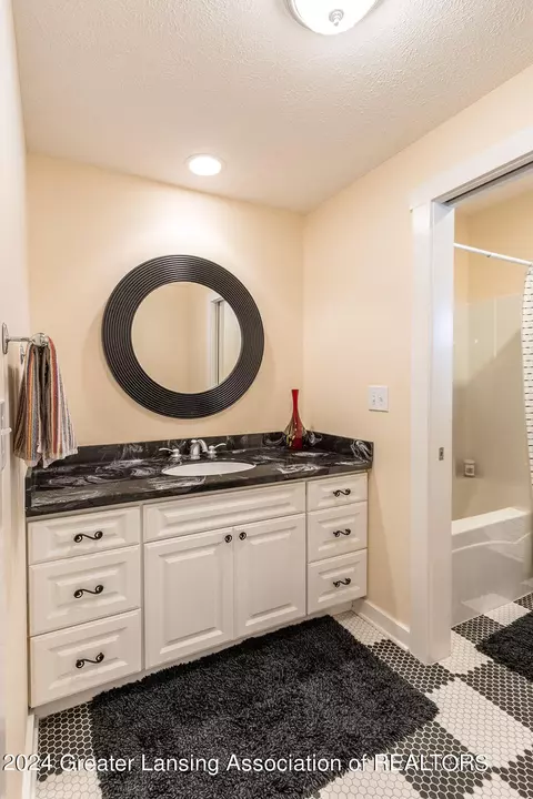 16523 Peacock Rd, Haslett, MI 48840 photo 60