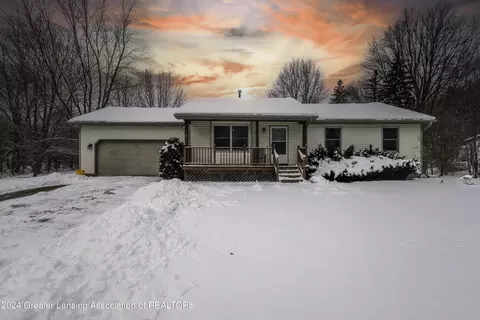 6001 Sunset Ln, East Lansing, MI 48823