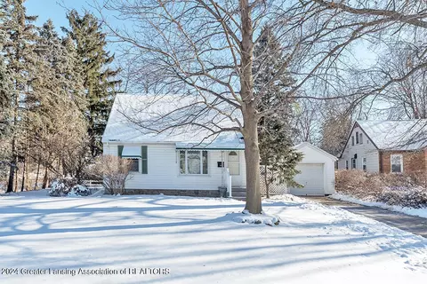 1134 Sunset Ln, East Lansing, MI 48823