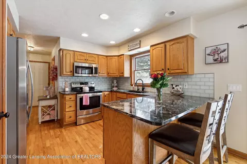 2562 Brookview Ln, Dewitt, MI 48820 photo 15