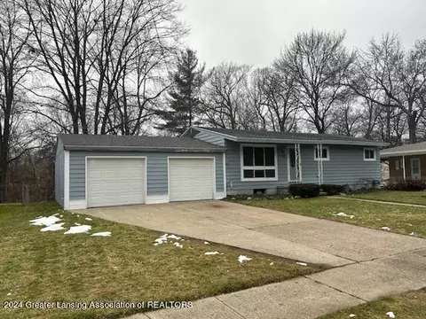 5793 Bayonne Ave, Haslett, MI 48840