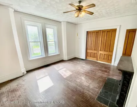 311 E 313 E Higham St, Saint Johns, MI 48879 photo 11