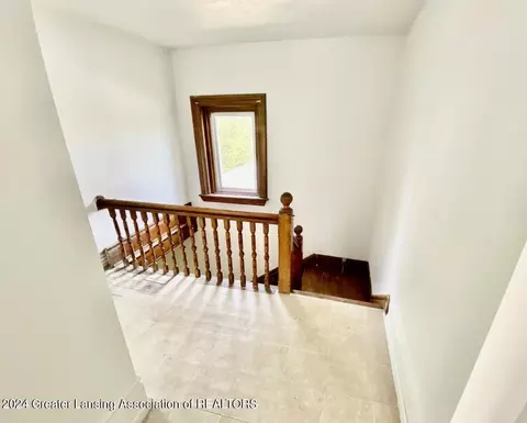 311 E 313 E Higham St, Saint Johns, MI 48879 photo 9