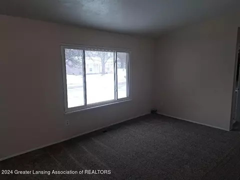 4131 Heathgate Dr, Lansing, MI 48911 photo 5