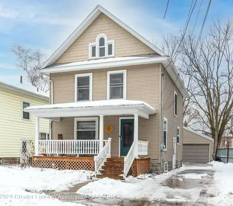 313 Ferguson St, Lansing, MI 48912