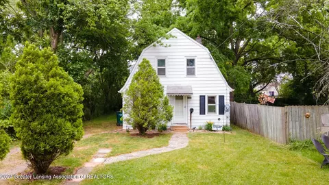 325 Cox Blvd, Lansing, MI 48910