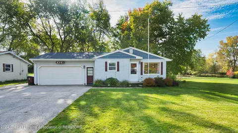 4561 Wilcox Rd, Holt, MI 48842