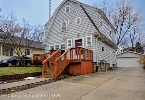 2304 Strathmore Rd, Lansing, MI 48910