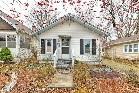 611 N Foster Ave, Lansing, MI 48912