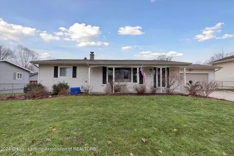 406 Lake St, Bellevue, MI 49021