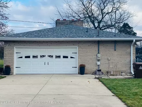 195 Kent St, Sunfield, MI 48890 photo 5