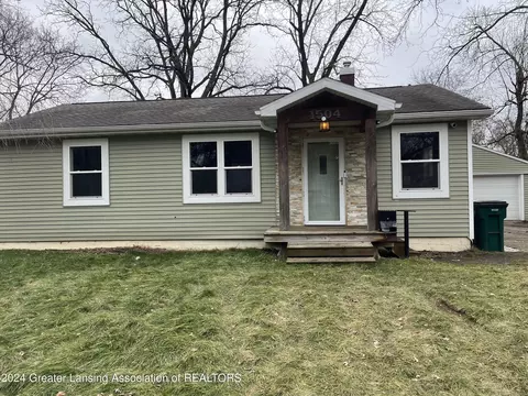 1504 Roselawn Ave, Lansing, MI 48915