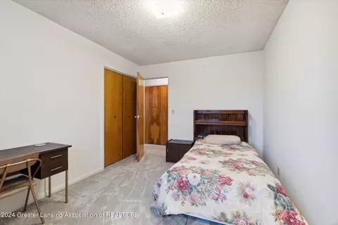 4713 Pares Rd, Dimondale, MI 48821 photo 23