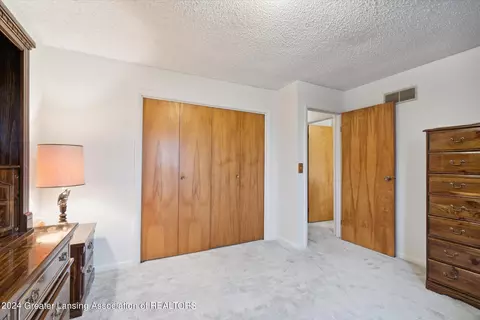 4713 Pares Rd, Dimondale, MI 48821 photo 25