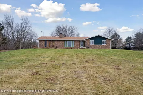 4713 Pares Rd, Dimondale, MI 48821 photo 5