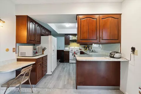 4713 Pares Rd, Dimondale, MI 48821 photo 18