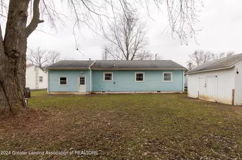 415 Dean Dr, Owosso, MI 48867 photo 15