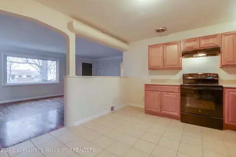 415 Dean Dr, Owosso, MI 48867 photo 16