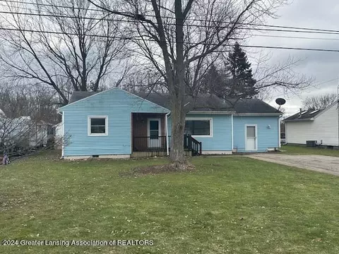 415 Dean Dr, Owosso, MI 48867