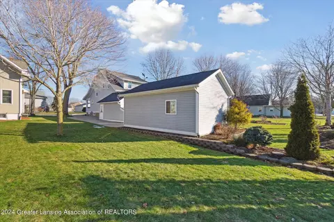Exterior - 437 N Sorrell St, Fowler, MI 48835 photo 7 of 18