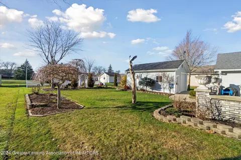 Exterior - 437 N Sorrell St, Fowler, MI 48835 photo 10 of 18