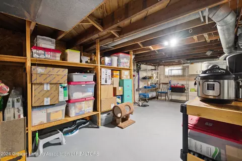 Exterior - 437 N Sorrell St, Fowler, MI 48835 photo 13 of 18