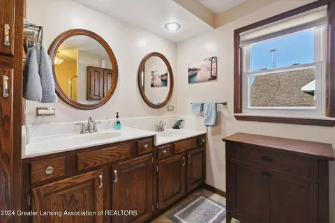 Bath - 437 N Sorrell St, Fowler, MI 48835 photo 2 of 3