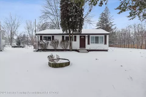 4904 Richmond St, Lansing, MI 48911