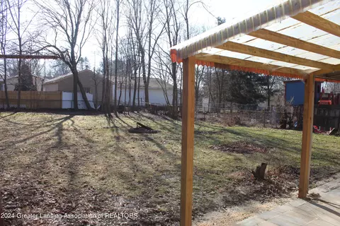 Exterior - 403 W 3rd St, Charlotte, MI 48813 photo 2 of 7