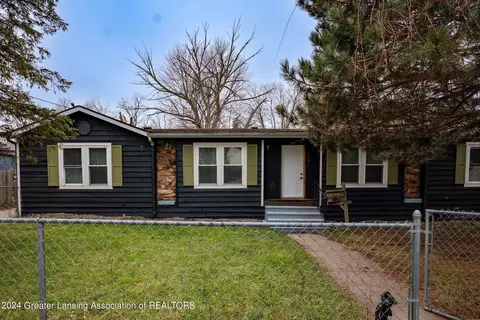 1701 Roselawn Ave, Lansing, MI 48915