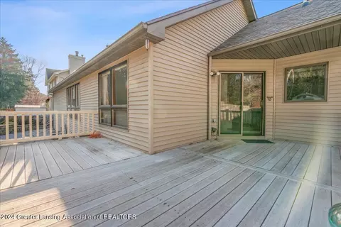 Exterior - 3903 W Herbison Rd, Dewitt, MI 48820 photo 8 of 16