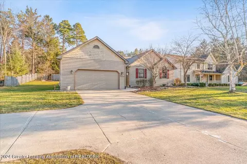 Exterior - 3903 W Herbison Rd, Dewitt, MI 48820 photo 3 of 16