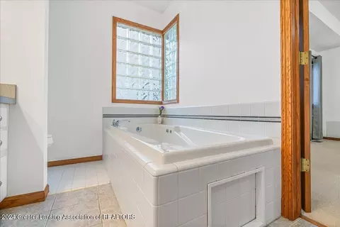 Bath - 3903 W Herbison Rd, Dewitt, MI 48820 photo 4 of 4