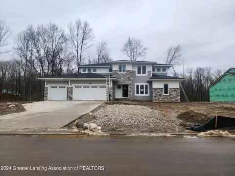 6603 Windford Ln, Grand Ledge, MI 48837