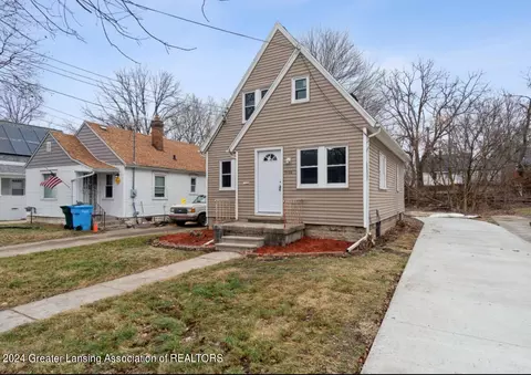 1126 N Jenison Ave, Lansing, MI 48915