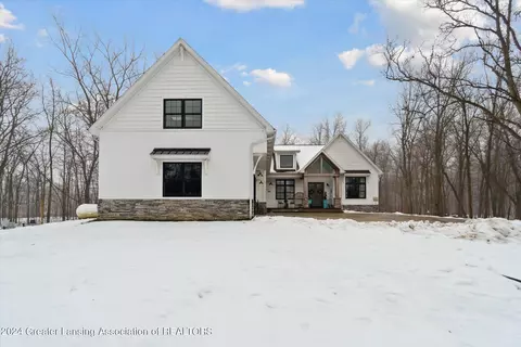 Exterior - 4401 W Lansing Rd, Perry, MI 48872 photo 3 of 24