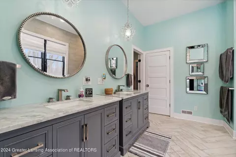 Bath - 4401 W Lansing Rd, Perry, MI 48872 photo 1 of 7