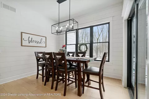 Dining - 4401 W Lansing Rd, Perry, MI 48872 photo 1 of 3