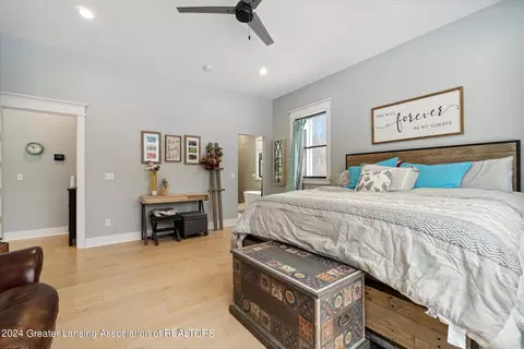 Bedroom - 4401 W Lansing Rd, Perry, MI 48872 photo 2 of 11