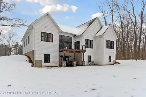 Exterior - 4401 W Lansing Rd, Perry, MI 48872 photo 5 of 24