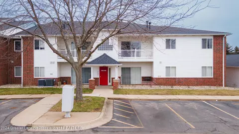 415 Carom Cir, Mason, MI 48854