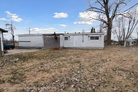 Exterior - 11055 Dutcher Rd, Sebewaing, MI 48759 photo 6 of 10