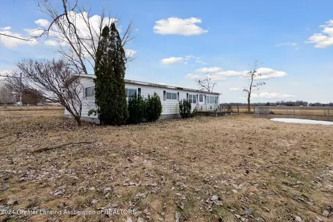 Exterior - 11055 Dutcher Rd, Sebewaing, MI 48759 photo 1 of 10