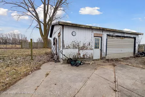 Exterior - 11055 Dutcher Rd, Sebewaing, MI 48759 photo 9 of 10