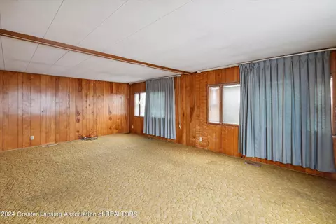 Living - 11055 Dutcher Rd, Sebewaing, MI 48759 photo 1 of 3