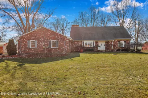 127 Melladee Ln, Morrice, MI 48857