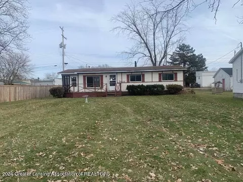 113 S Park St, Ashley, MI 48806