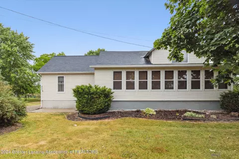 4378 N Carland Rd, Elsie, MI 48831